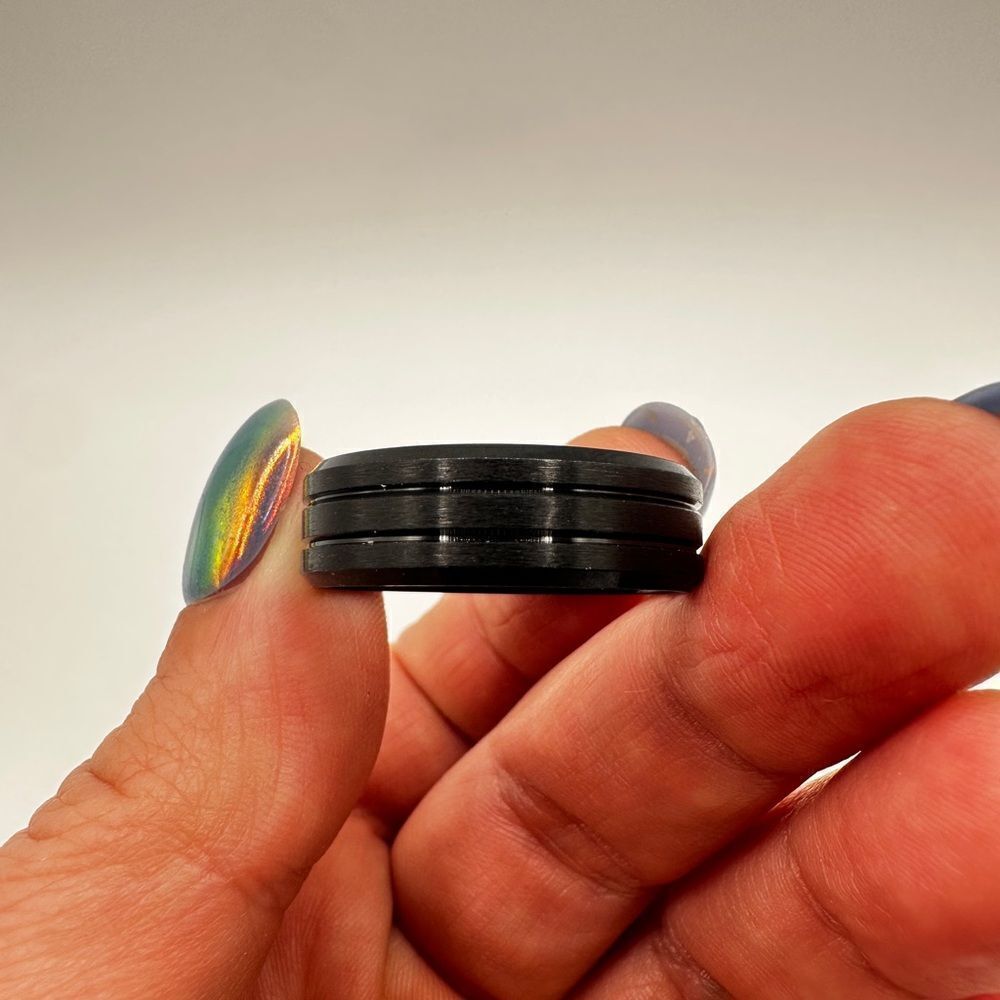Size 14, Men's brushed black wedding band/fashion ring!‎